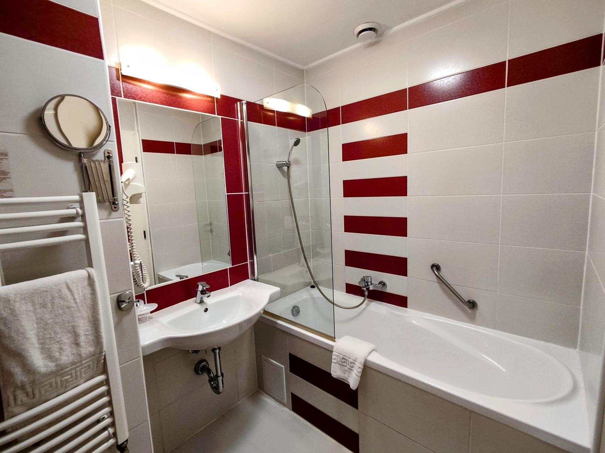 Calimbra Wellness Hotel Superior Miskolc Eksteriør bilde