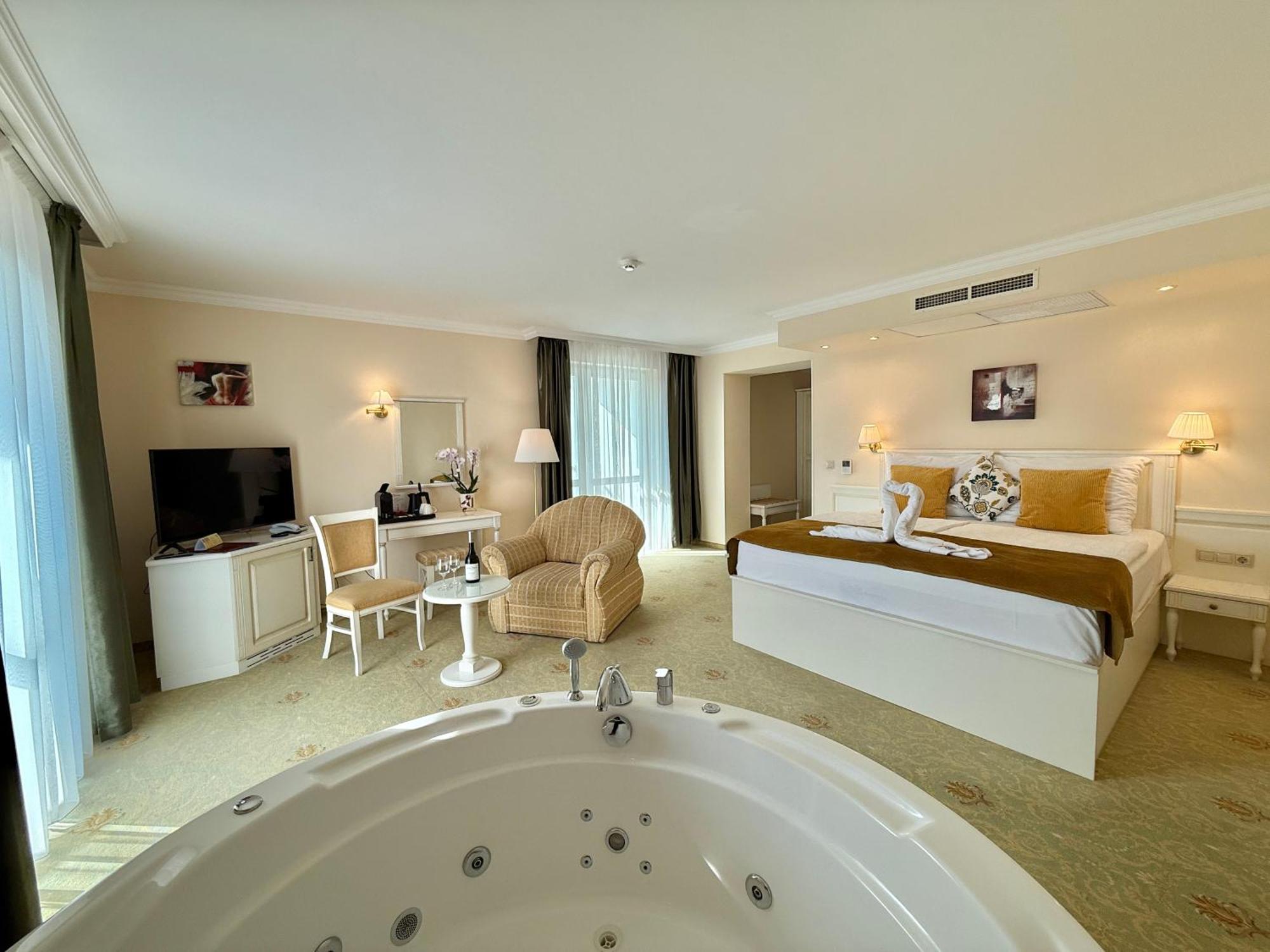 Calimbra Wellness Hotel Superior Miskolc Eksteriør bilde