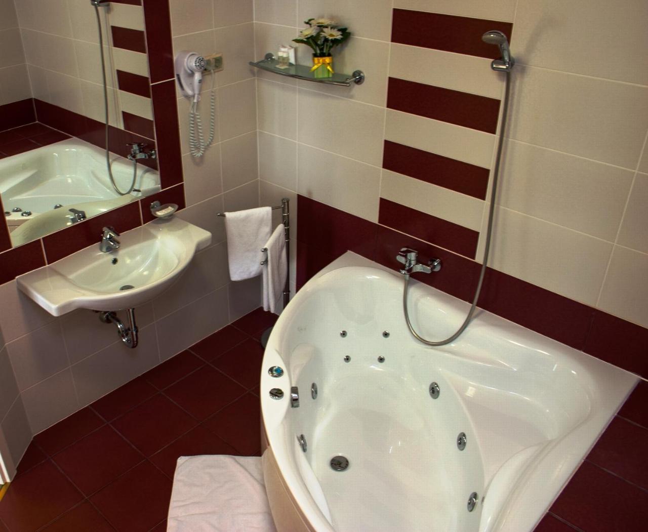 Calimbra Wellness Hotel Superior Miskolc Eksteriør bilde